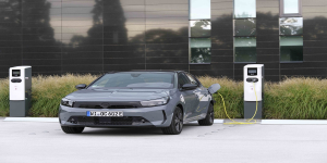 Hollanda, Opel Corsa Elektrik’i Yılın Elektrikli Aracı Seçti