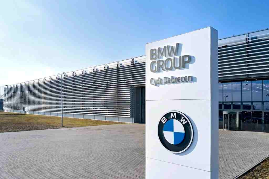 %100 Yeşil Enerjiyle Çalışan BMW Tesisi Faaliyette